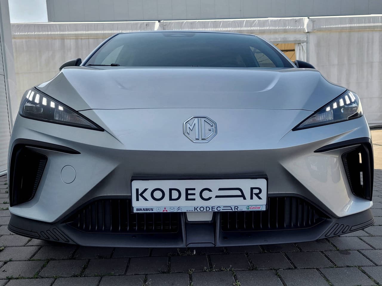 NOVINKA v Kodecaru  MG 4 ELECTRIC