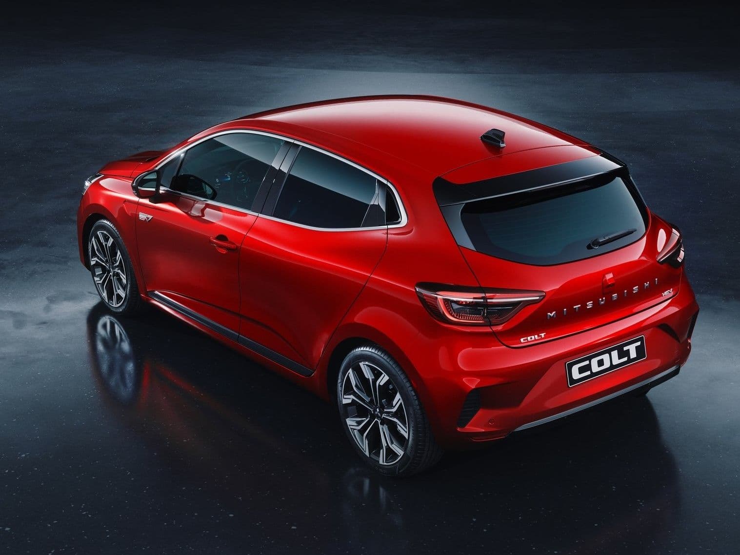 NOVÉ Mitsubishi COLT