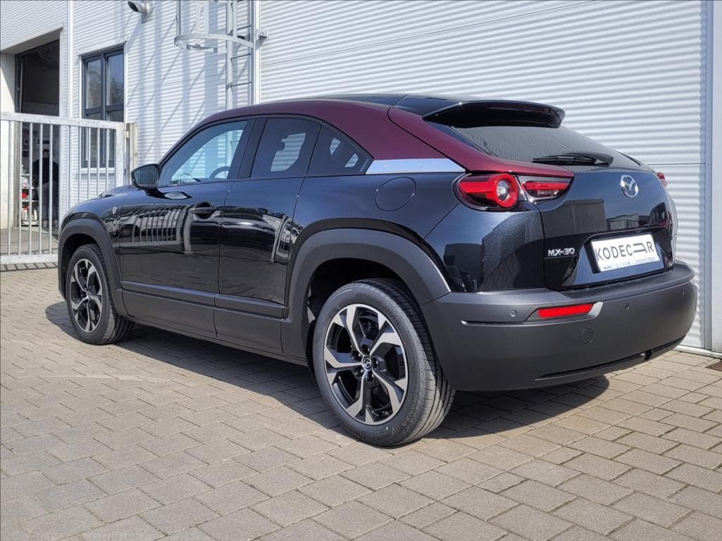 Mazda MX-30 - 4