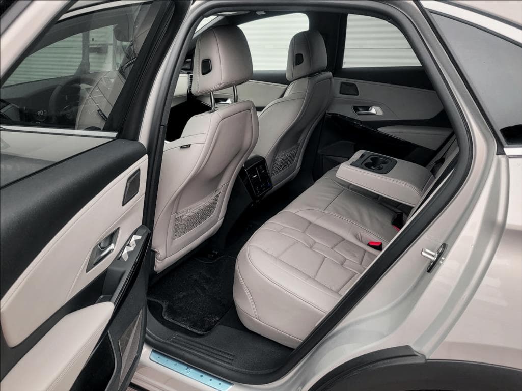 DS Automobiles DS7 Crossback - 13