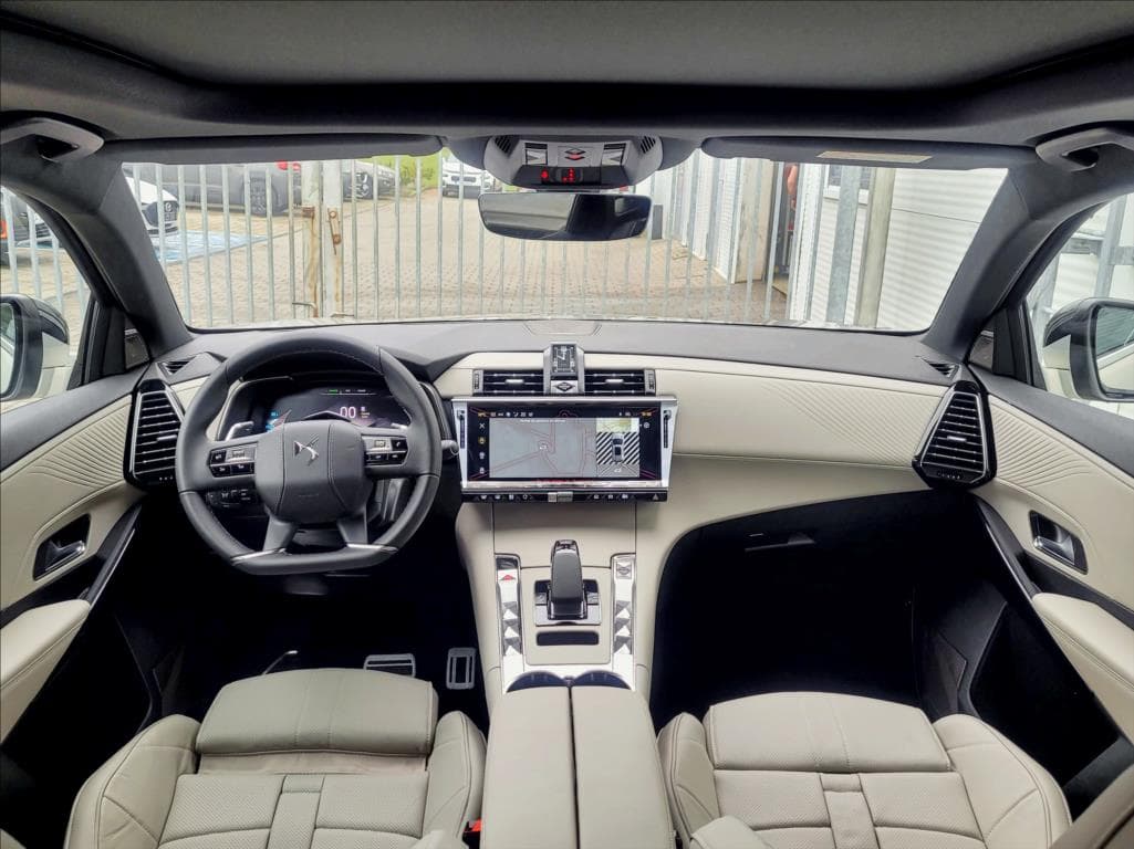 DS Automobiles DS7 Crossback - 9