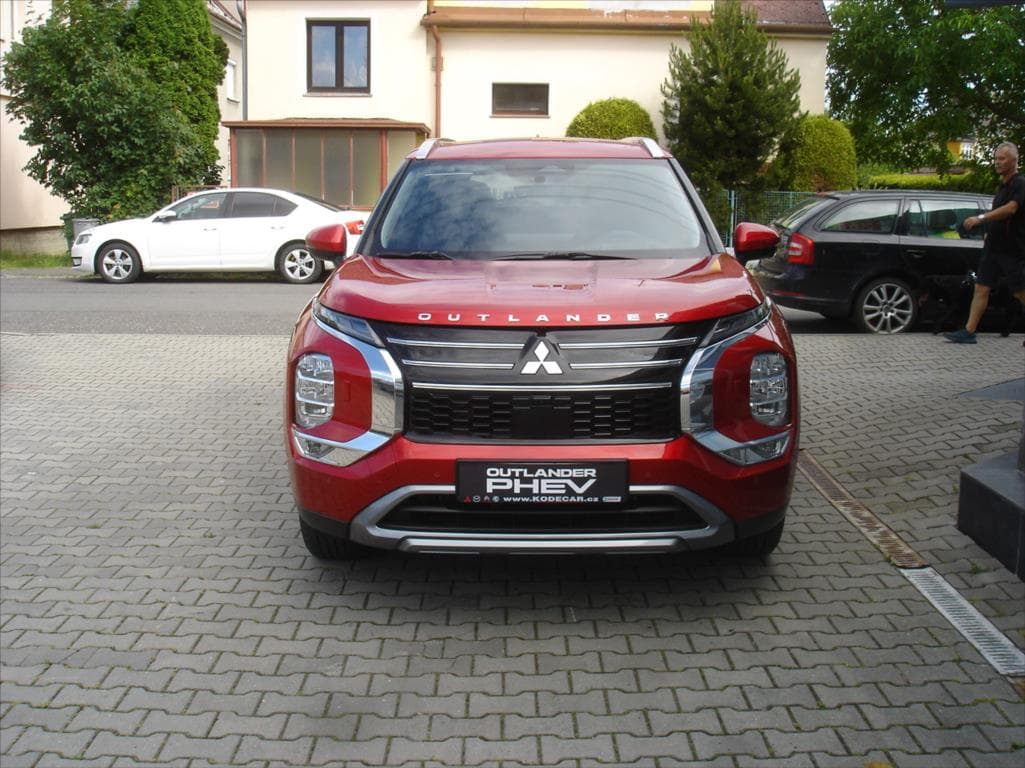 Mitsubishi Outlander náhled 2