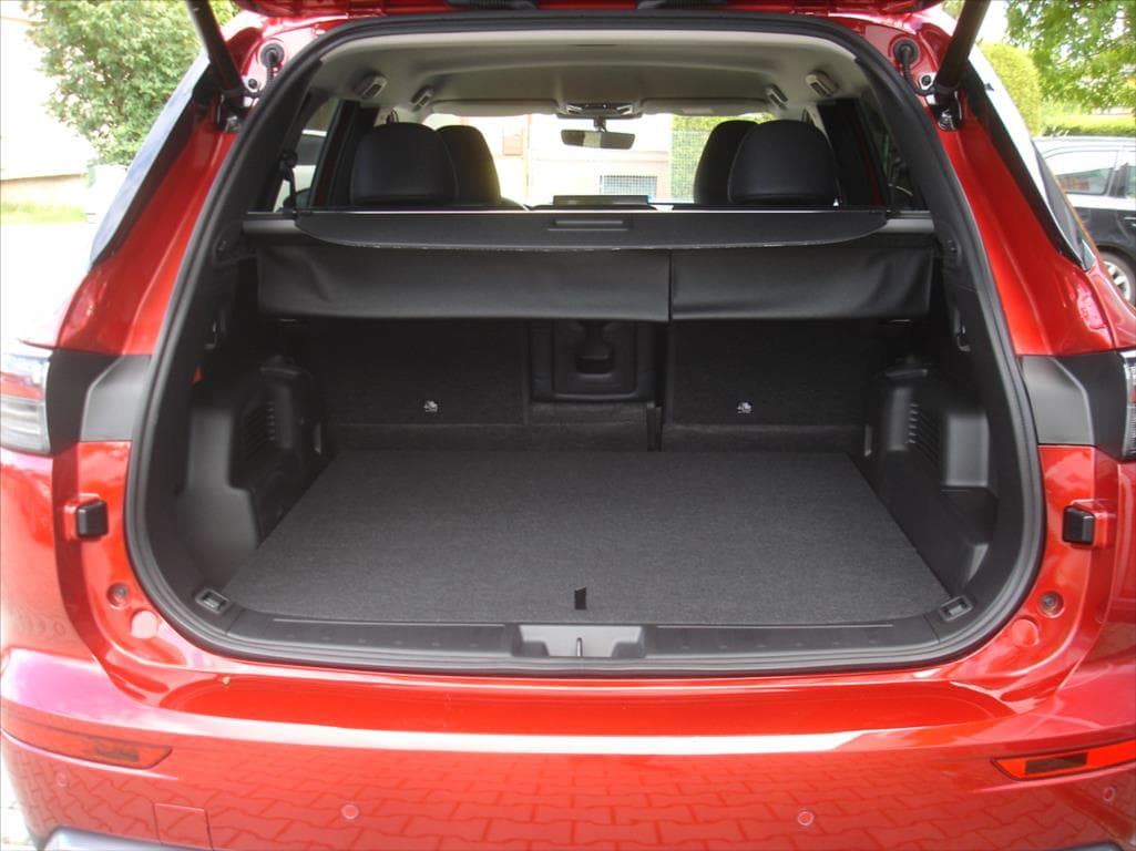 Mitsubishi Outlander - 6