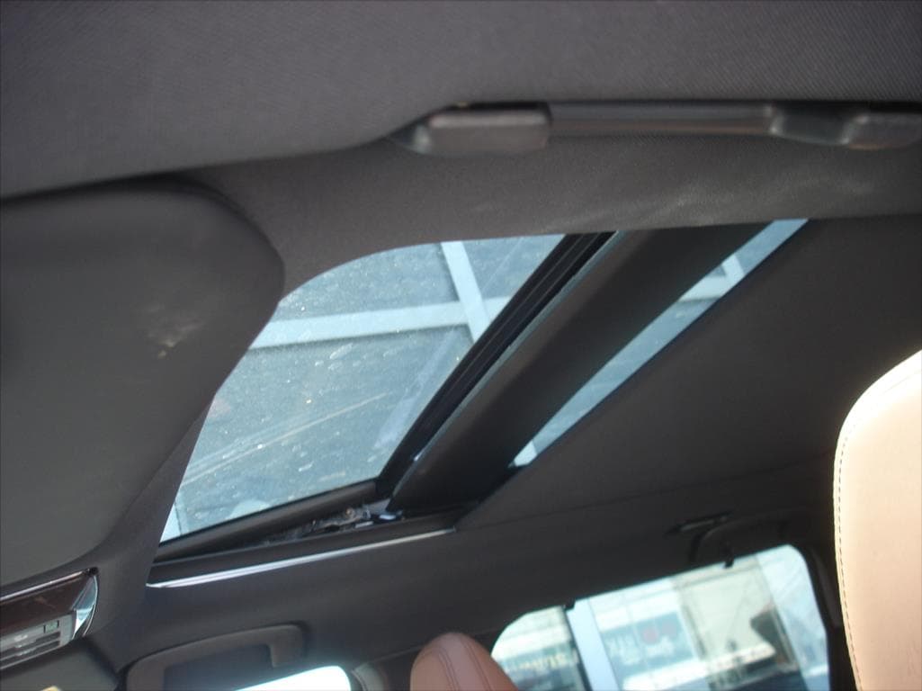 Mitsubishi Outlander - 11