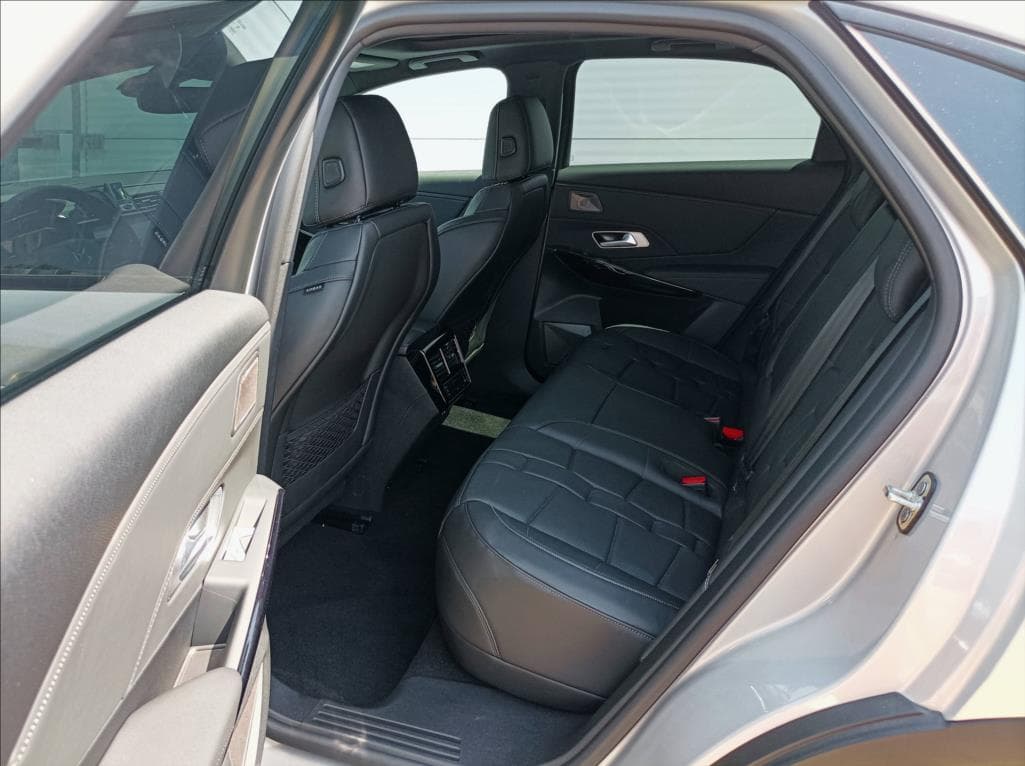 DS Automobiles DS7 Crossback - 18