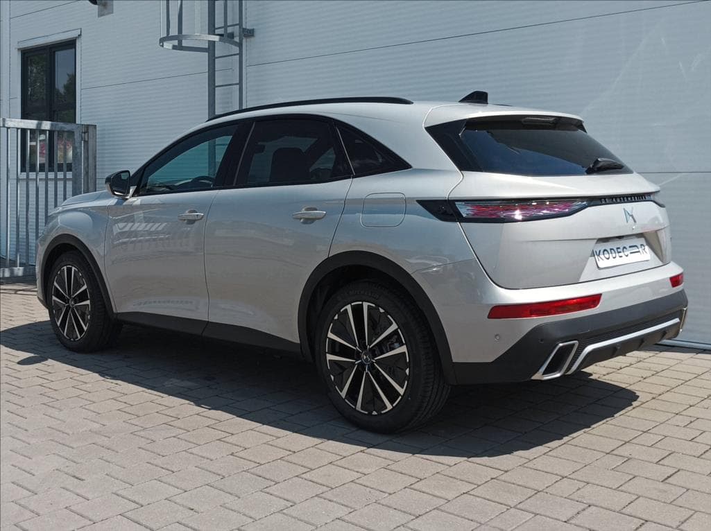 DS Automobiles DS7 Crossback - 4