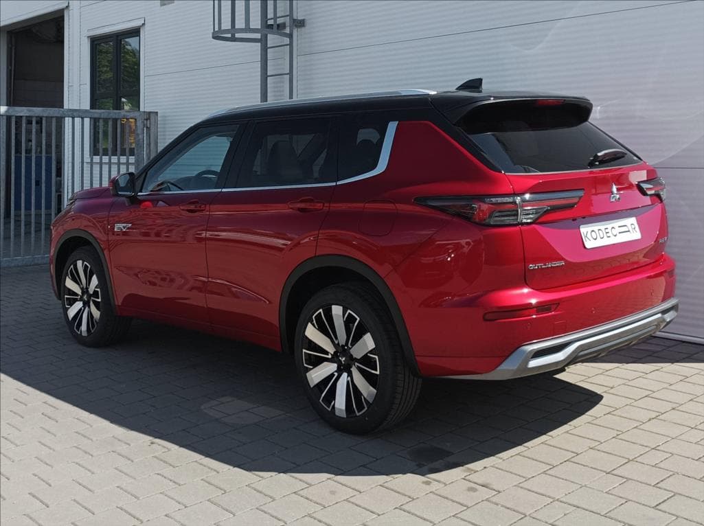 Mitsubishi Outlander náhled 4