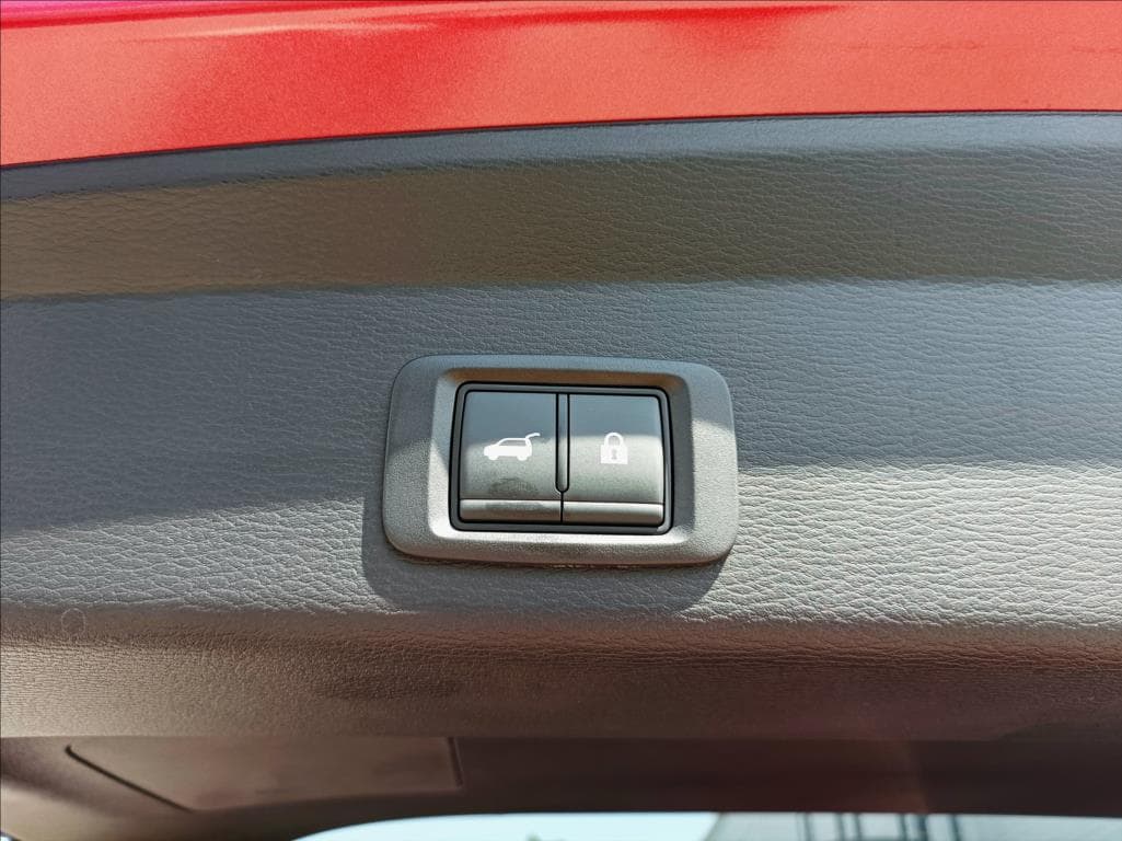 Mitsubishi Outlander - 8