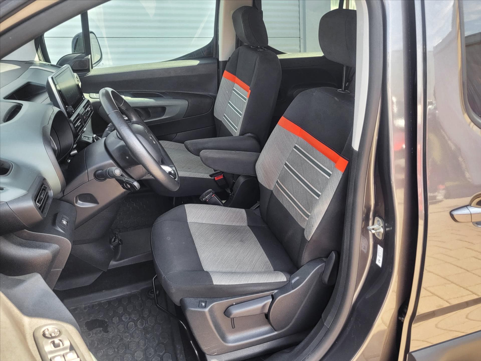 Citroën ë-Berlingo - 14