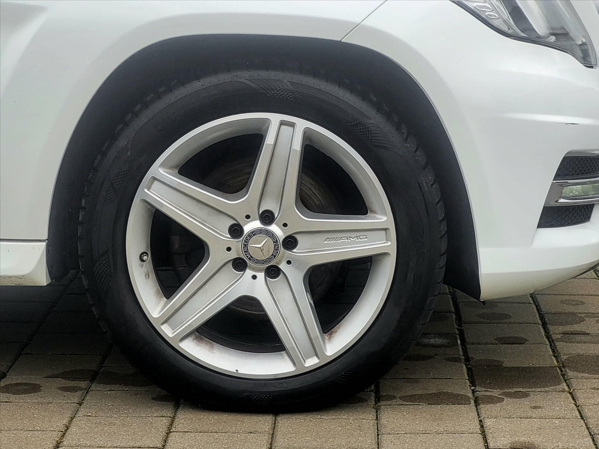 Mercedes-Benz GLK - 12