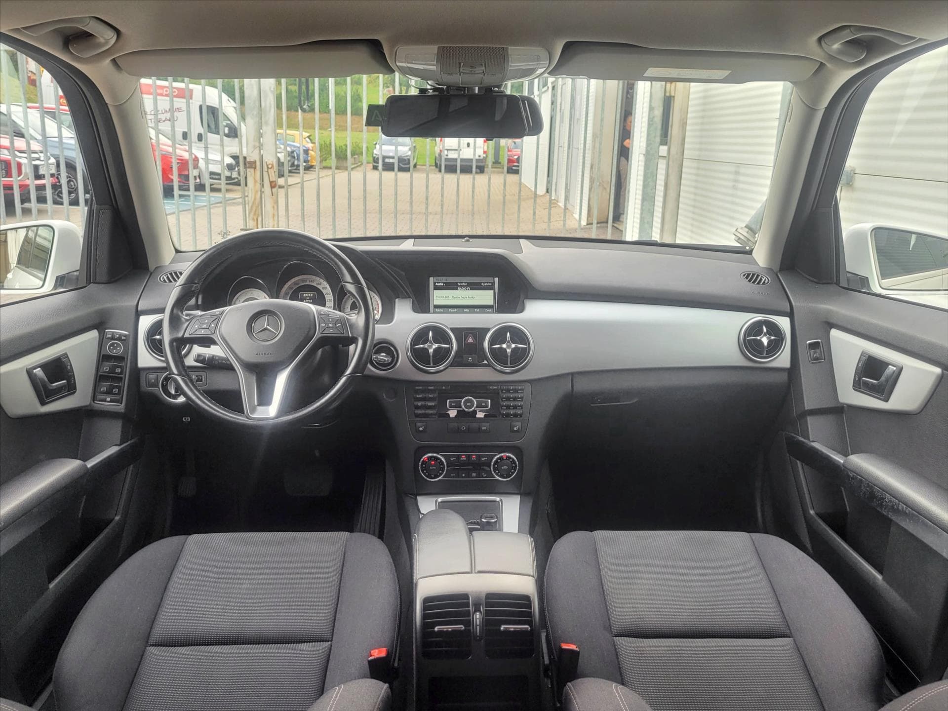 Mercedes-Benz GLK - 8