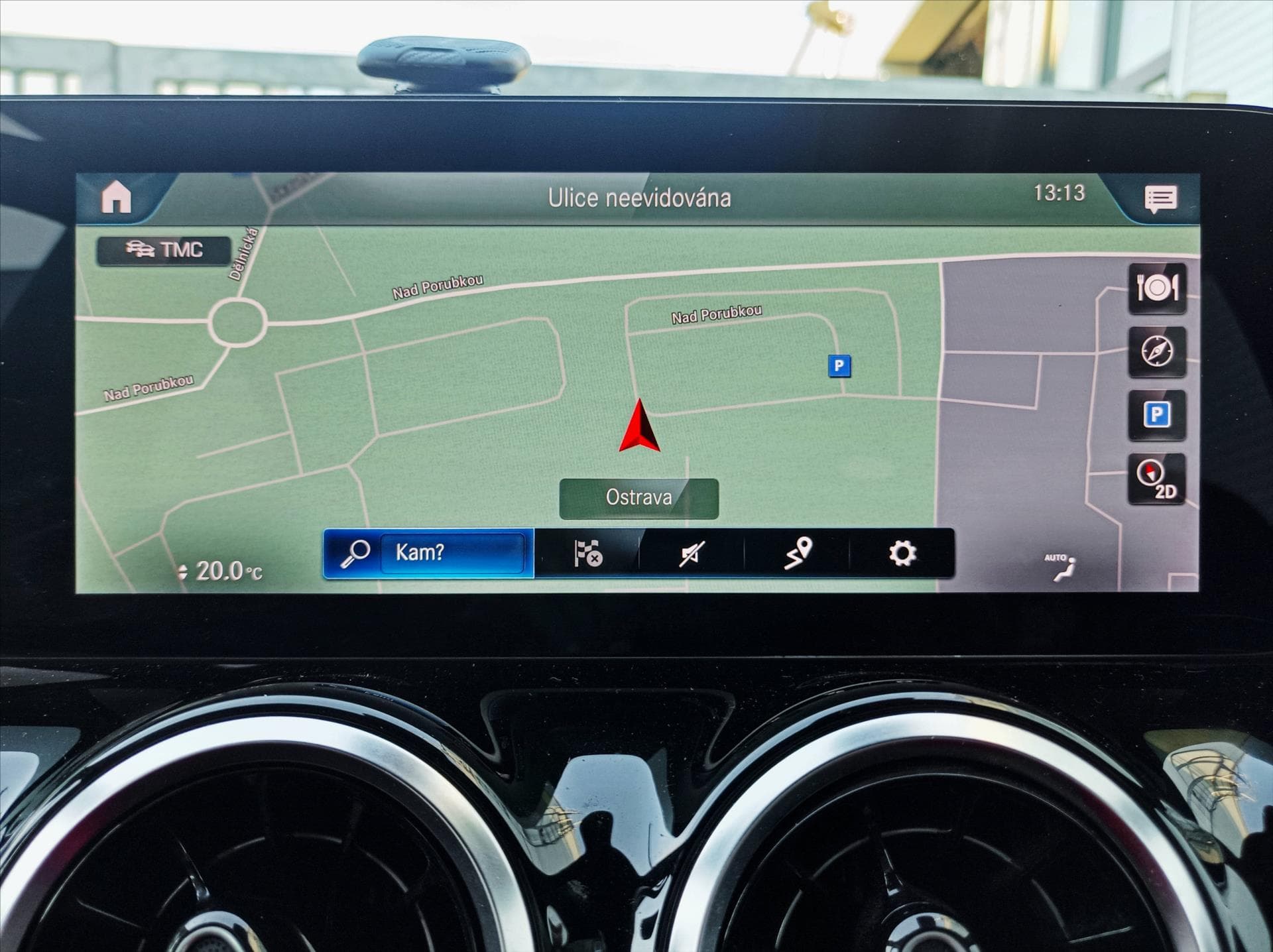 Mercedes-Benz GLA - 10