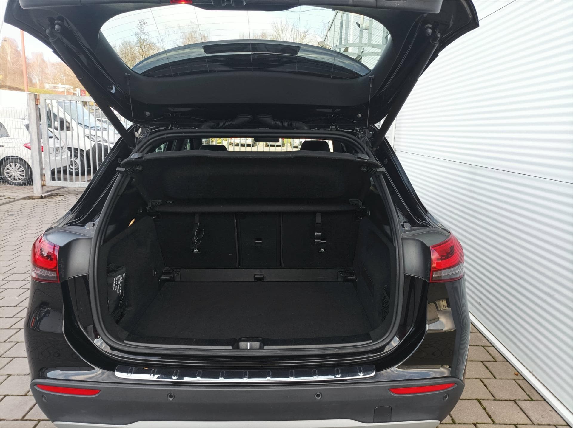 Mercedes-Benz GLA - 7