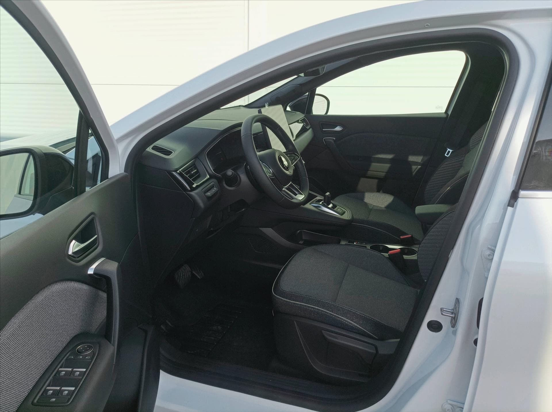 Mitsubishi Grandis - 10