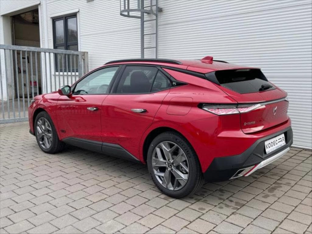 DS Automobiles DS4 náhled 4