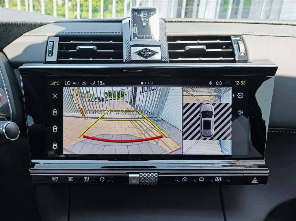 DS Automobiles DS7 Crossback - 12