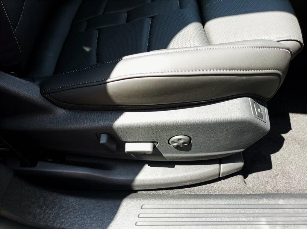 DS Automobiles DS7 Crossback - 16