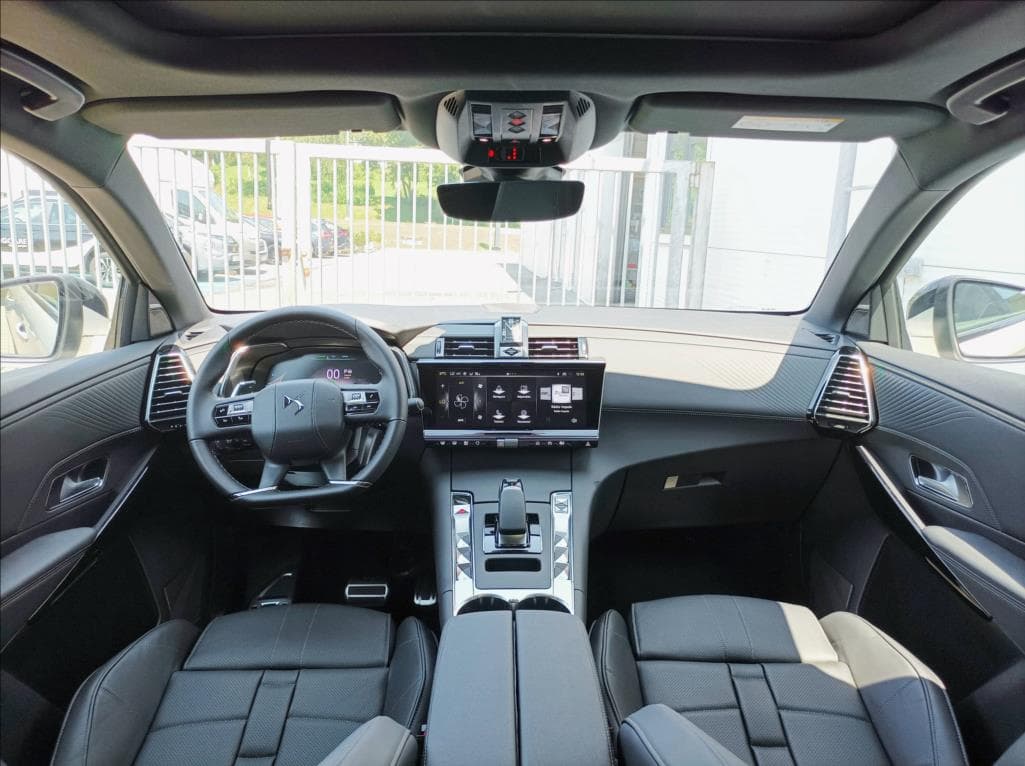 DS Automobiles DS7 Crossback - 9